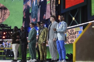 Miami Quarterback Cam Ward Goes No. 1 Overall In Nfl Draft To Titans