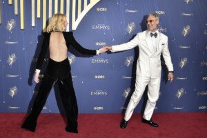 ‘the Pitt’ Wins Drama Emmy Award As The ‘the Studio’ Breaks Emmys Comedy Record