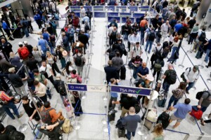 Trump Says He’ll Sign Order To Pay Tsa Agents As Congress Struggles To Reach Funding Deal