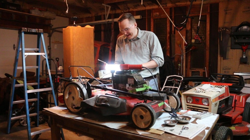 Project Lab: Here’s What Fixing A Broken Lawnmower Really Looks Like