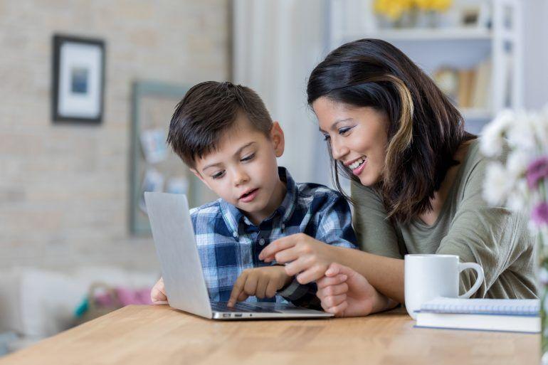 4 Tips For Fitting Distance Learning Needs Into Your Back To School Budget