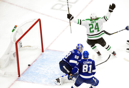 Slow Starting Lightning Seek Early Spark Vs Stars In Game 2