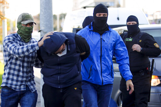 Police Detain Over 400 During Sunday Protests In Belarus