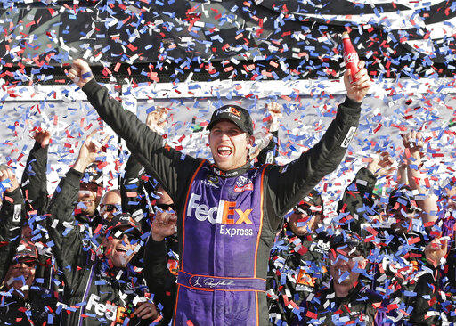 Hamlin, Michael Jordan Partner On Nascar Team For Wallace