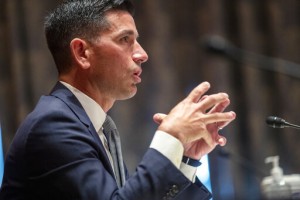 Trump Homeland Security Pick Denies Intelligence Meddling