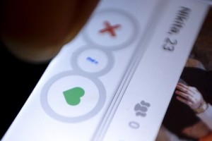 Apple’s Smaller Rivals Unite To Fight Iphone App Store Rules