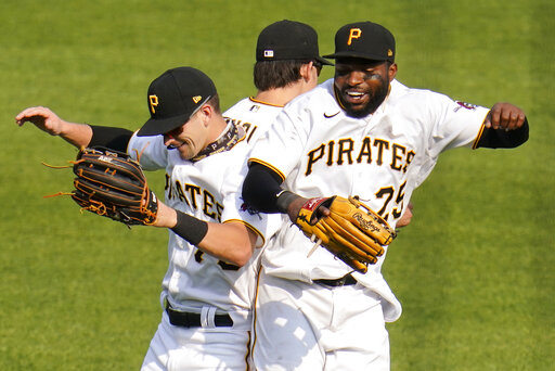 Kuhl Goes 7 Sharp Innings As Pirates Blank Slumping Cubs 7 0
