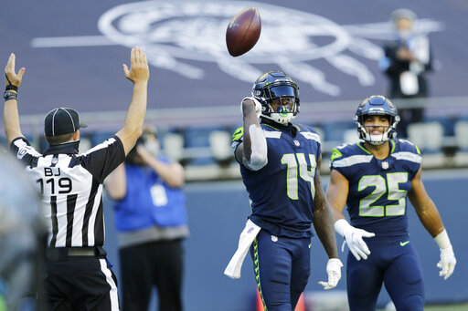 Wilson Throws 5 More Tds, Seahawks Topple Cowboys 38 31
