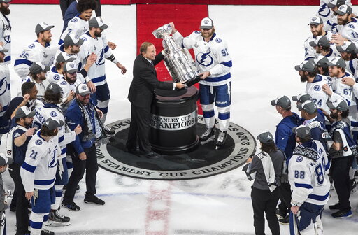 Tampa Bay’s Stamkos In Rare Company As Injured Cup Captain