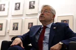Ap Interview: Us Ambassador Defends Tough Approach To China