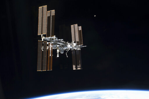Space Station Air Leak Forces Middle Of Night Crew Wakeup