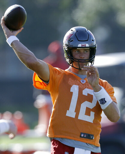 Brady Looks At New Challenge Believing Bucs Have An Edge