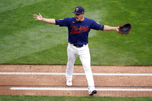 Astros Sweep As Twins Lose 18th Straight In Playoffs