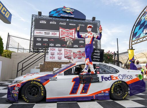 Hamlin Seeks To Regain Mojo At Richmond In Home Track Race