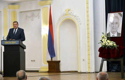 Bosnian Serbs Honor Late Ex Official Convicted Of War Crimes