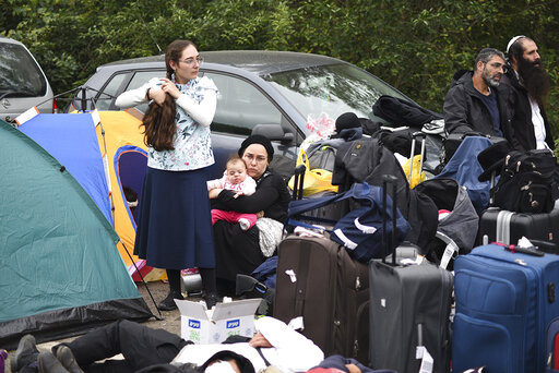 Ukraine Urges Jewish Pilgrims Stuck At Border To Turn Back