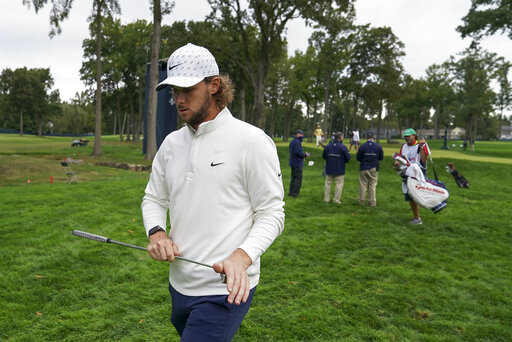 The Latest: Pieters Grabs Lead On Chilly Day At Winged Foot