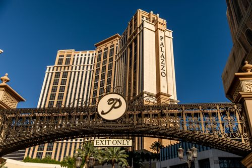Gop Mega Donor Sheldon Adelson Considers Selling His Las Vegas Sands Casinos