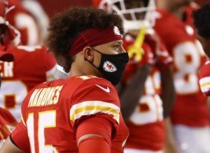Nfl “strongly Encourages” Players To Wear Masks While On Sideline During Games