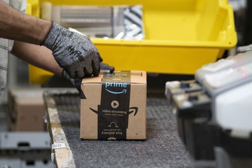 Amazon Plans To Add 100,000 Seasonal Workers In Holiday Hiring Blitz