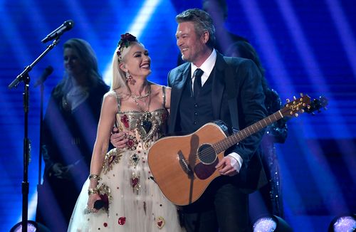 Gwen Stefani And Blake Shelton Are Engaged: ‘yes Please!’