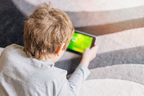 Young Youtube Influencers Are Increasingly Marketing Junk Food To Fellow Kids, Study Finds