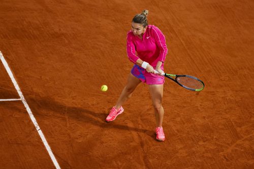 No.1 Seed Simona Halep Wins 17th Straight Match In Dominant French Open Victory