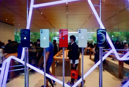 Something Big Will Be Missing From Apple’s Earnings Tonight