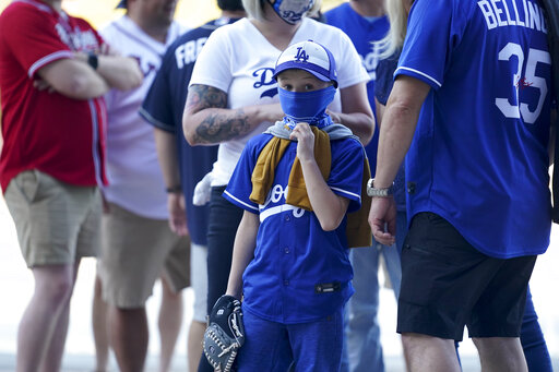 Baseball’s First Fans Of 2020 See Dodgers Braves Nlcs Opener