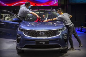 China’s Vehicle Sales Pick Up In September As Market Revives