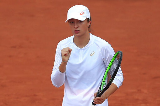 The Latest: Polish Teen Swiatek, Svitolina Reach 4th Round