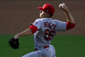 Goldschmidt, Cardinals Win 7 4 In Padres’ Return To Playoffs