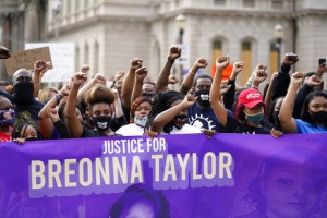 The Latest: Officer: Colleagues Were Like ‘sitting Ducks’