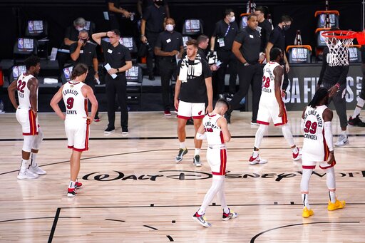 Game 3 Of Nba Finals Looms, Lakers Leading Heat 2 0 So Far