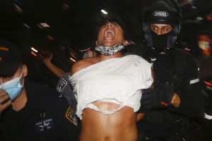 Israelis Persist In Rallies Against Pm Despite Lockdown