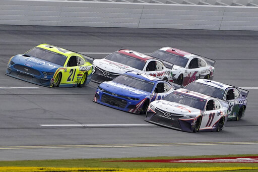 Column: Job Market Rough For Mid Level Nascar Drivers