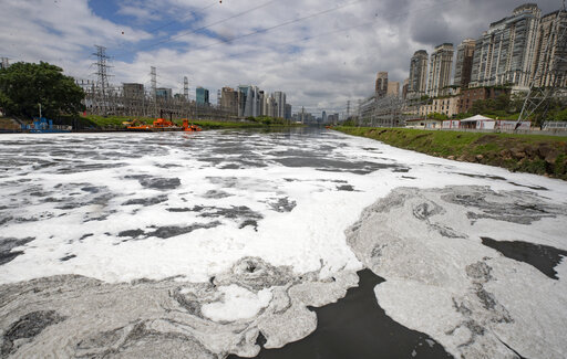 In Brazil’s Richest City, Works To Clean A Filthy River