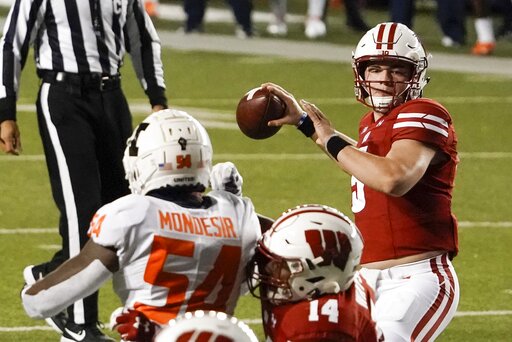 Mertz, No. 14 Wisconsin Rout Illinois 45 7 In Big Ten Opener