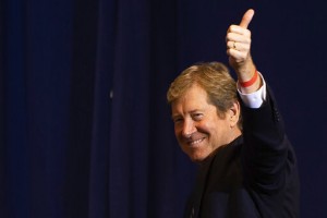 Gop Us Senate Candidate Jason Lewis Rushed Into Surgery