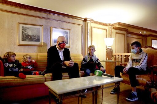 Albania Repatriating 5 Family Members Of Fighters In Syria