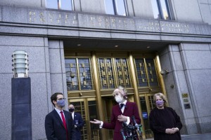 Judge: Us Can’t Replace Trump In Columnist’s Slander Suit