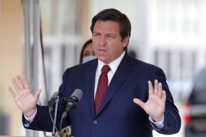 Florida Governor Extends Voter Registration After Site Crash