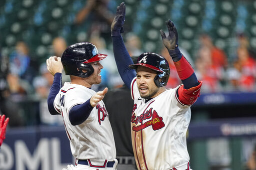 D’arnaud, Braves Rally In 7th, Beat Marlins 9 5 To Open Nlds