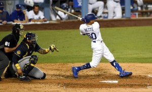Walk In New Park: Dodgers Open Nlds With 5 1 Win Over Padres