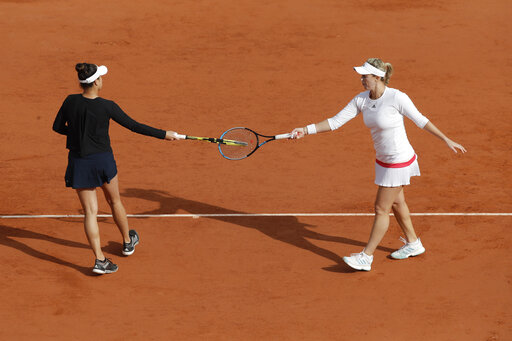 The Latest: Kvitova Plays Siegemund In French Open Quarters