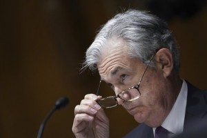 Fed Officials Last Month Saw Sizable Risks Facing Economy
