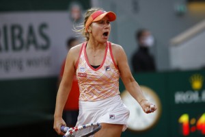 In Paris, Kenin Eyes 2nd Slam Of Year, Swiatek 1st Of Career
