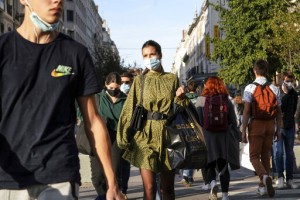 French Nurses’ Poll Paints Grim Picture As Virus Cases Soar