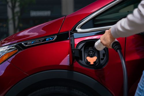 Want To Invest In Electric Cars? Gm Could Be A Better Bet Than Tesla