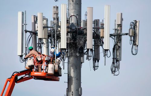 How The 5g Iphone Kicked Off The Latest Carrier Wars
